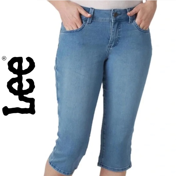 Lee Women’s denim capris | Size: 6 - Picture 1 of 13